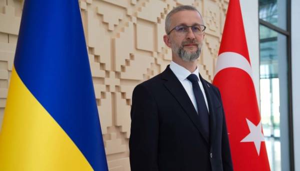 Головна 112 Український посол: Виступи армійського хору Росії в Туреччині служать інструментом…