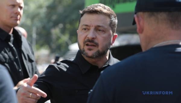 Зеленський: Нам слід докласти всіх зусиль для забезпечення України достатньою кількістю ракет для протиповітряної оборони. 20
