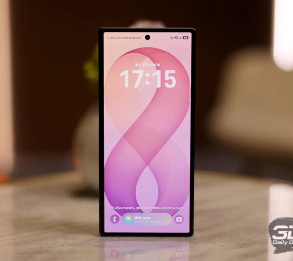 Samsung Galaxy Z Fold8 Ultra: Титанова міцність та 200 Мп камери — новий стандарт складних смартфонів