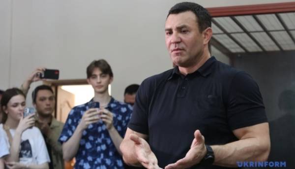 Головна 84 Суд призначив народному депутату Тищенку запобіжний захід у вигляді застави в розмірі 10 мільйонів гривень.