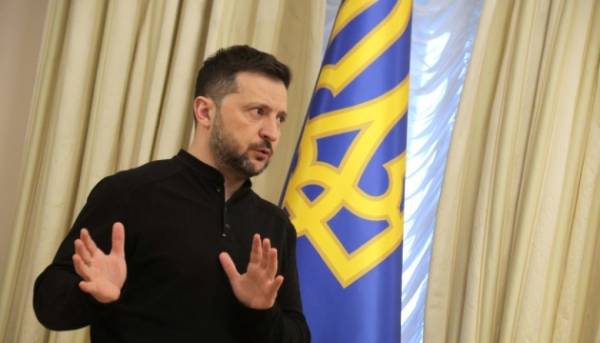 Зустріч Зеленського з Навроцьким на саміті НАТО президент назвав продуктивною