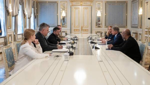 Зеленський провів переговори з конгресменом Макколом щодо саміту НАТО та взаємодії зі США.