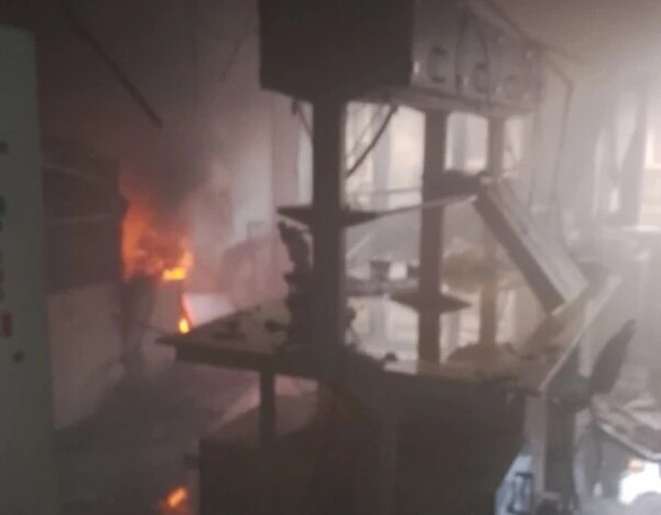 Головна 104 Вибухи у Києві спричинили займання у будівлі Інституту біохімії імені…