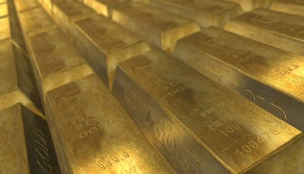 Центральні банки зменшили придбання золота до найнижчого показника за останні п’ятнадцять років – Financial Times