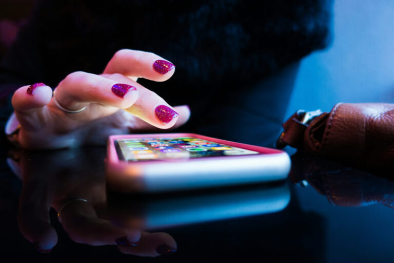 TikTok тестує інструмент для виявлення ІІ-дипфейків зовнішності користувачів 24 TikTok тестує інструмент для виявлення ІІ-дипфейків зовнішності користувачів 10