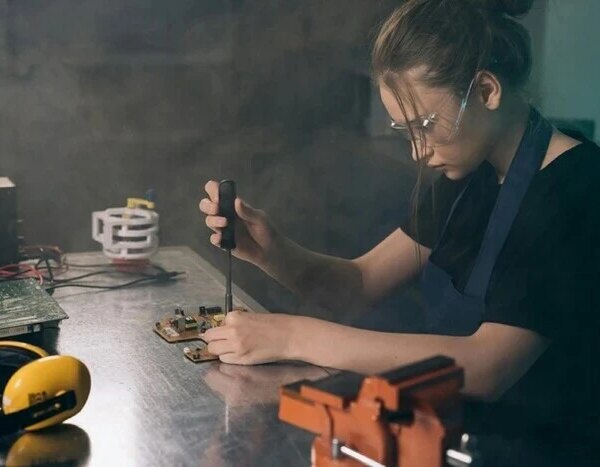 Кар’єра після завершення бойових дій. Свириденко визначила найбільш перспективні спеціальності в Україні