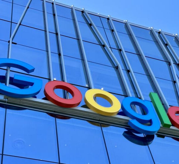 Alphabet посилив вплив в Anthropic: частка зросла до $124,3 млрд