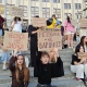 У столиці та інших населених пунктах вже п'ятий день тривають демонстрації. 75 У столиці та інших населених пунктах вже п'ятий день тривають демонстрації. 75
