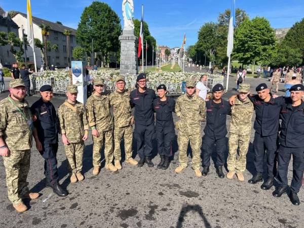 Патріотичне виховання не відбувається за один урок 15 Патріотичне виховання не відбувається за один урок 15