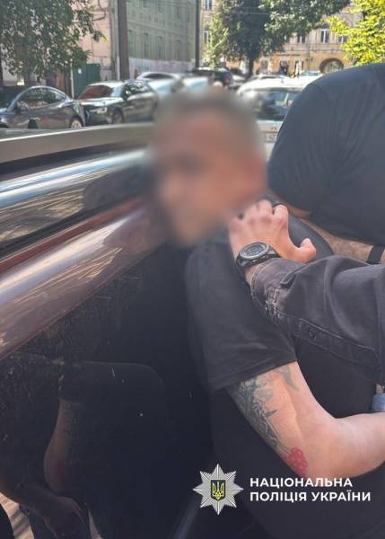 Розкрито вбивство братів у Калинівці: поліція повідомила подробиці справи та затримання підозрюваних 8 Розкрито вбивство братів у Калинівці: поліція повідомила подробиці справи та затримання підозрюваних 8