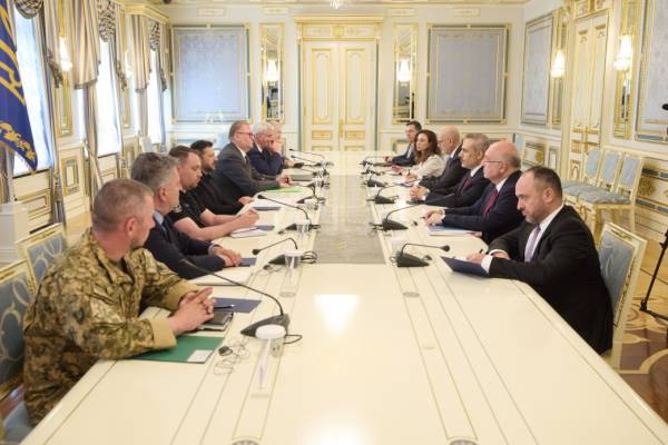 Зеленський: Туреччина готова допомогти в організації зустрічі лідерів для припинення війни 4 Зеленський: Туреччина готова допомогти в організації зустрічі лідерів для припинення війни 4