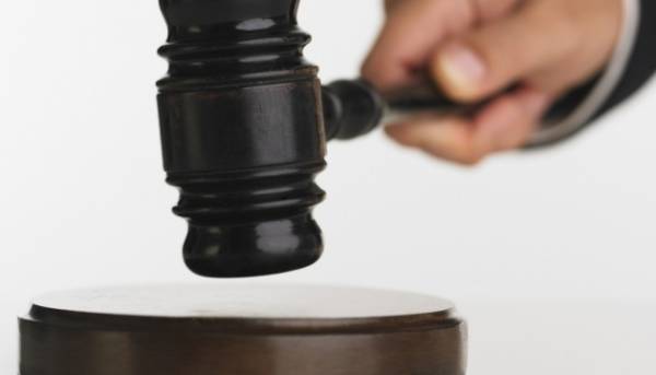 Співробітника Росгвардії заочно засудили до десятирічного ув’язнення за тортури над українським військовим та мирними жителями.