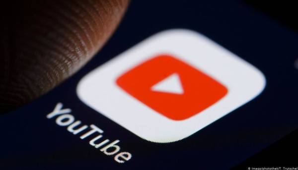 YouTube видалив чи заблокував для українських користувачів ще 25 каналів, що належать підсанкційним особам та організаціям.