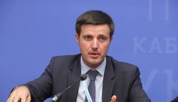 Судноплавство до українських гаваней тимчасово зупинено, влада шукає виходи – Висоцький