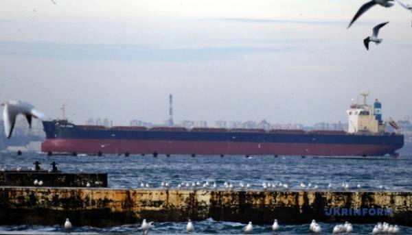 Головна 90 За понад 2,5 роки українським зерновим коридором скористалися вже більш…