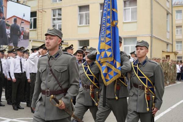 Патріотичне виховання не відбувається за один урок 19 Патріотичне виховання не відбувається за один урок 19