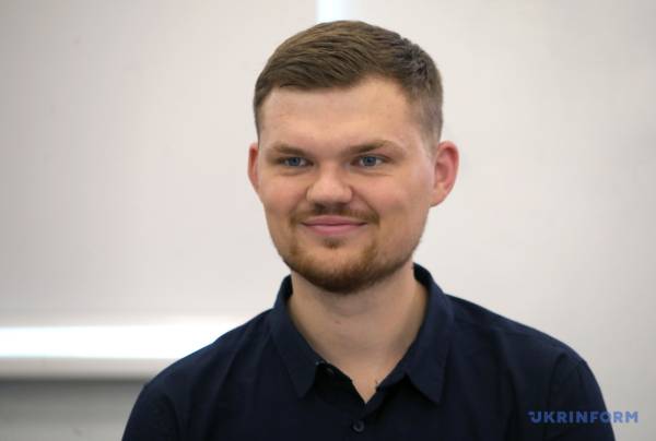 Цьогорічний РетроМузФест імені Весоловського носитиме назву «Музика, яка стирає межі» 11 Цьогорічний РетроМузФест імені Весоловського носитиме назву «Музика, яка стирає межі» 11