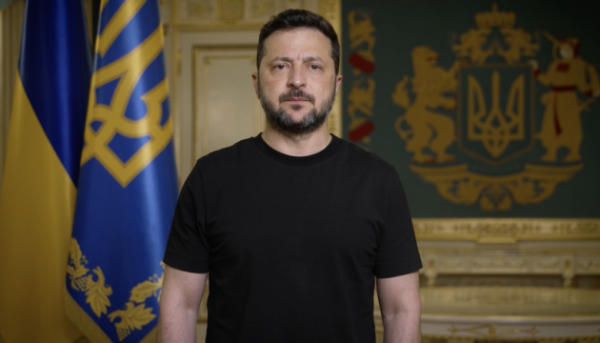 Володимир Зеленський повідомив, що завтра офіційно затвердить прийняті кадрові зміни.
