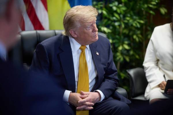 Зеленський щодо зустрічі з Трампом: Обговорено посилення протиповітряної оборони України та наближення миру 8 Зеленський щодо зустрічі з Трампом: Обговорено посилення протиповітряної оборони України та наближення миру 8