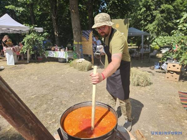 Начинка для борщу, "Бахмутський" та з червоним вином 32 Начинка для борщу, "Бахмутський" та з червоним вином 32