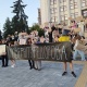 У столиці та інших населених пунктах вже п'ятий день тривають демонстрації. 74 У столиці та інших населених пунктах вже п'ятий день тривають демонстрації. 74