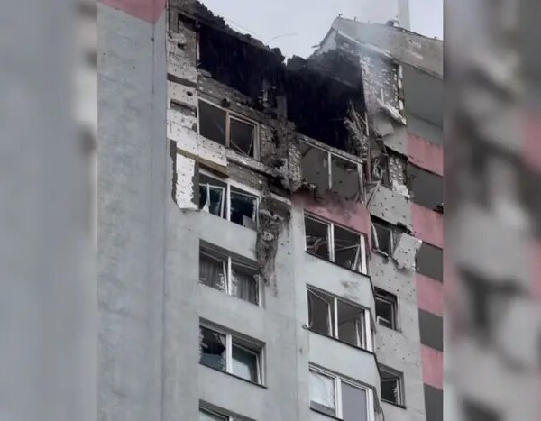 Київ під обстрілом: безпілотник влучив у житловий будинок, постраждала дитина&hellip;