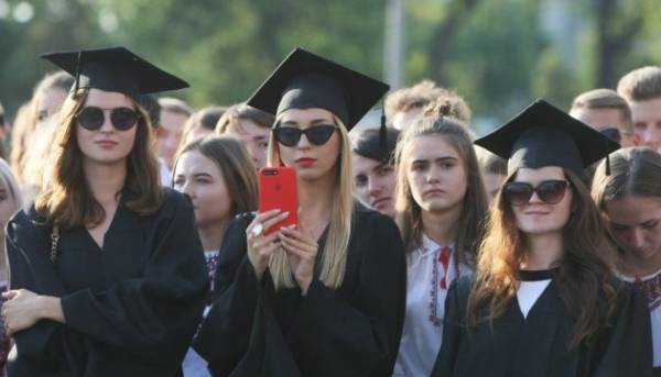 Навчальний процес у суботу та влітку 2027 року: рекомендації МОН для закладів вищої освіти