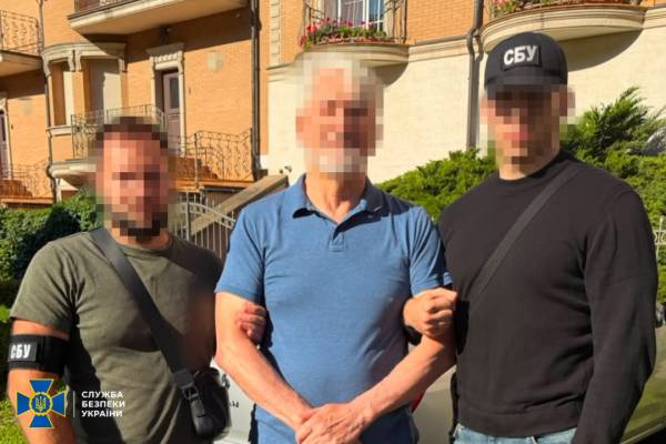 Власника групи компаній, що забезпечували Росію елементами для антидронових сіток, заарештували в Києві. 4