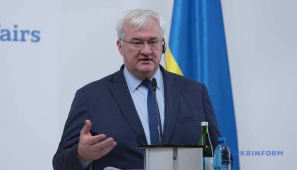 Сибіга: Реальний мир досяжний тільки при залученні Європи 21