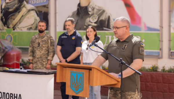 У столиці випустили в обіг поштову марку, присвячену прикордонникам із підрозділу «СТРІКС». 8 У столиці випустили в обіг поштову марку, присвячену прикордонникам із підрозділу «СТРІКС». 8