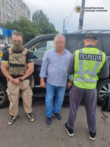 У Києві розкрили схему з підставними інвалідностями за 10 тисяч доларів, серед затриманих – екс-народний обранець 5 У Києві розкрили схему з підставними інвалідностями за 10 тисяч доларів, серед затриманих – екс-народний обранець 5