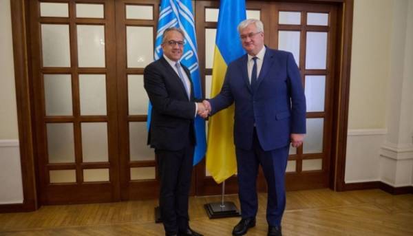 Генеральний директор ЮНЕСКО здійснив свій перший візит до України