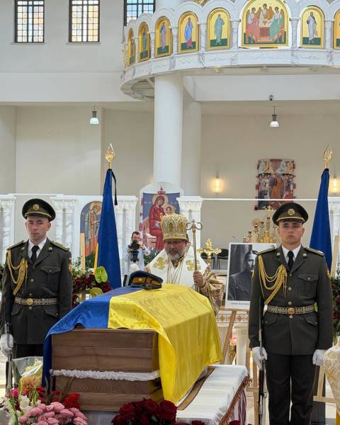 Національний музей історії України у Києві представив виставку, присвячену 80-річчю видатного українського військового діяча та політика Євгена Коновальця. 10 Національний музей історії України у Києві представив виставку, присвячену 80-річчю видатного українського військового діяча та політика Євгена Коновальця. 10