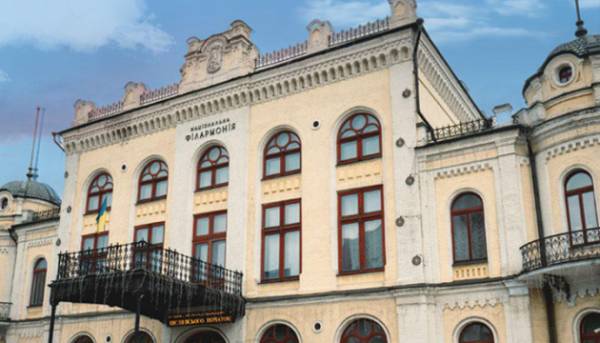 Сезон у Національній філармонії розпочнеться з музики Ґершвіна та Лятошинського. 11 Сезон у Національній філармонії розпочнеться з музики Ґершвіна та Лятошинського. 11