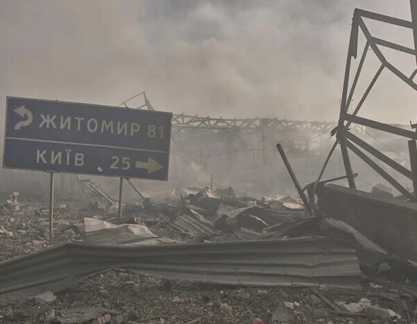 Проїзд по Житомирській трасі частково відновлено
