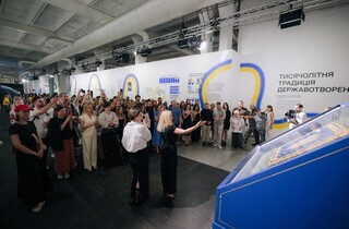 Символи президентства і хмара бажань: навіщо відвідати інтерактивну виставку Ukraine WOW «Той день» 13