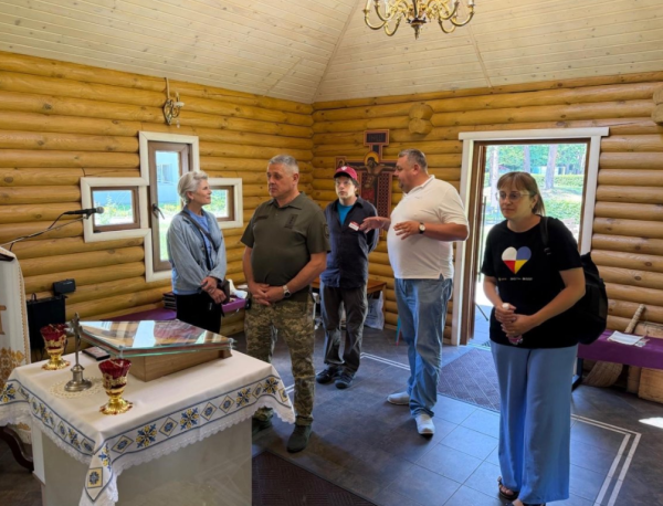 Зірка Голлівуду Джессі Айзенберг завітав до санаторію Державної прикордонної служби. 8