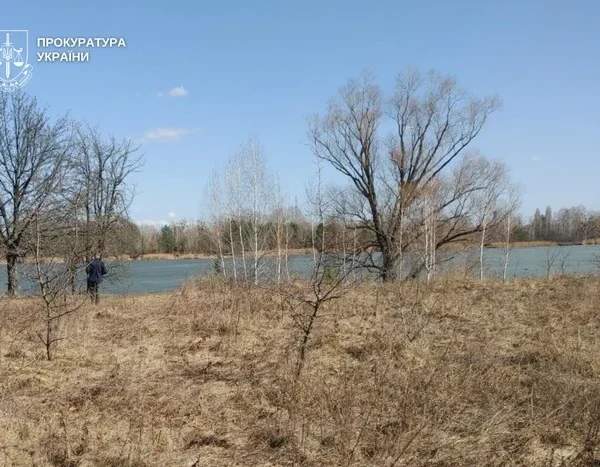 Земельна ділянка біля озера Редькине віддана для будівництва. Розслідування розпочато прокуратурою.