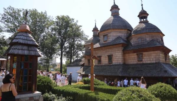 Церква-пам’ятка ЮНЕСКО у Жовкві відчинила двері після відновлення