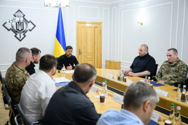 Зеленський представив Клименка команді Ради національної безпеки та оборони. 5