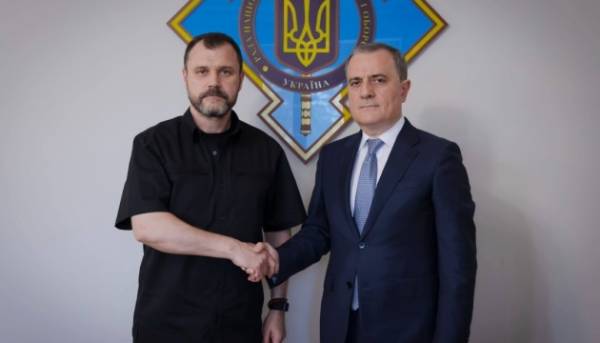 Кліменко та глава МЗС Азербайджану обговорили посилення співпраці в рамках угоди Drone Deal. 18 Кліменко та глава МЗС Азербайджану обговорили посилення співпраці в рамках угоди Drone Deal. 18