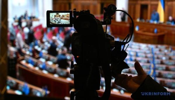 Засоби масової інформації отримали нові правила щодо роботи у Верховній&hellip;