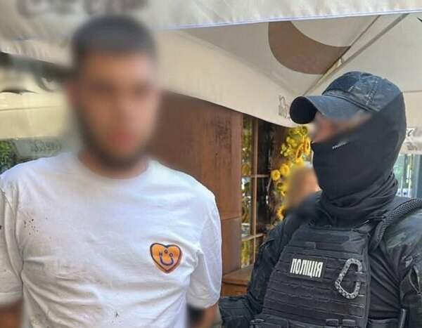 Звільнення від військового обліку та “бронь” за 6 тисяч доларів: 23-річний киянин став підозрюваним