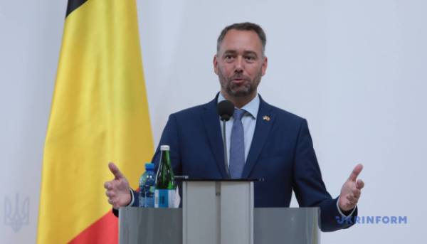 Завдяки бельгійським розробкам, у Києві будуть відновлювати обличчя тих, хто постраждав від війни. 9 Завдяки бельгійським розробкам, у Києві будуть відновлювати обличчя тих, хто постраждав від війни. 9