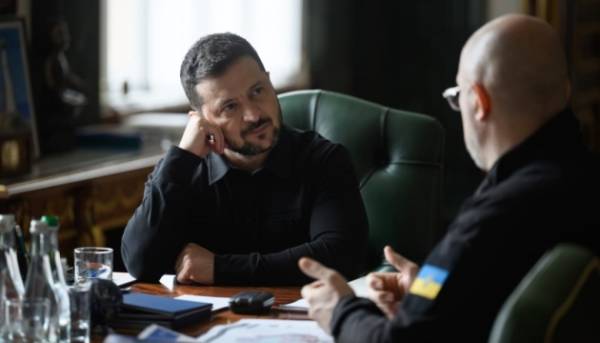 Зеленський після наради зі Шмигалем: Визначили головні запити для взаємодії з партнерами в енергетичному секторі 9