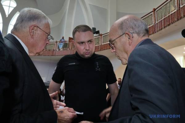 Міжнародний форум консервативних сил у Києві за участі Майка Пенса та Кіта Келлога 12