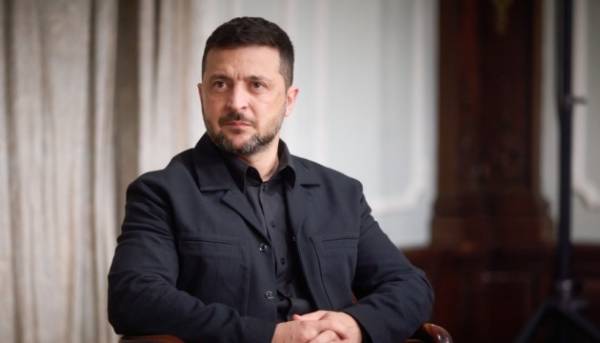 Президент Зеленський висловився на підтримку створення відзнаки для осіб 18-25 років, які вступили до лав Збройних Сил.