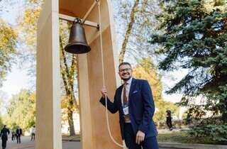 Дзвін Десятинної церкви вперше за майже 800 років залунав у Києві. 22