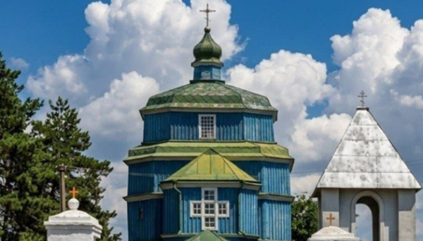 У Херсонській області через напад російських дронів зруйновано старовинну дерев’яну церкву XVIII століття
