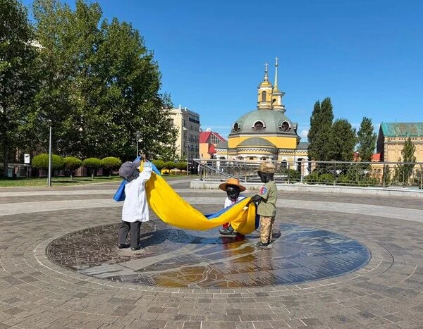 Малечі-засновники Києва на Поштовій площі отримали новий вигляд до Дня&hellip;